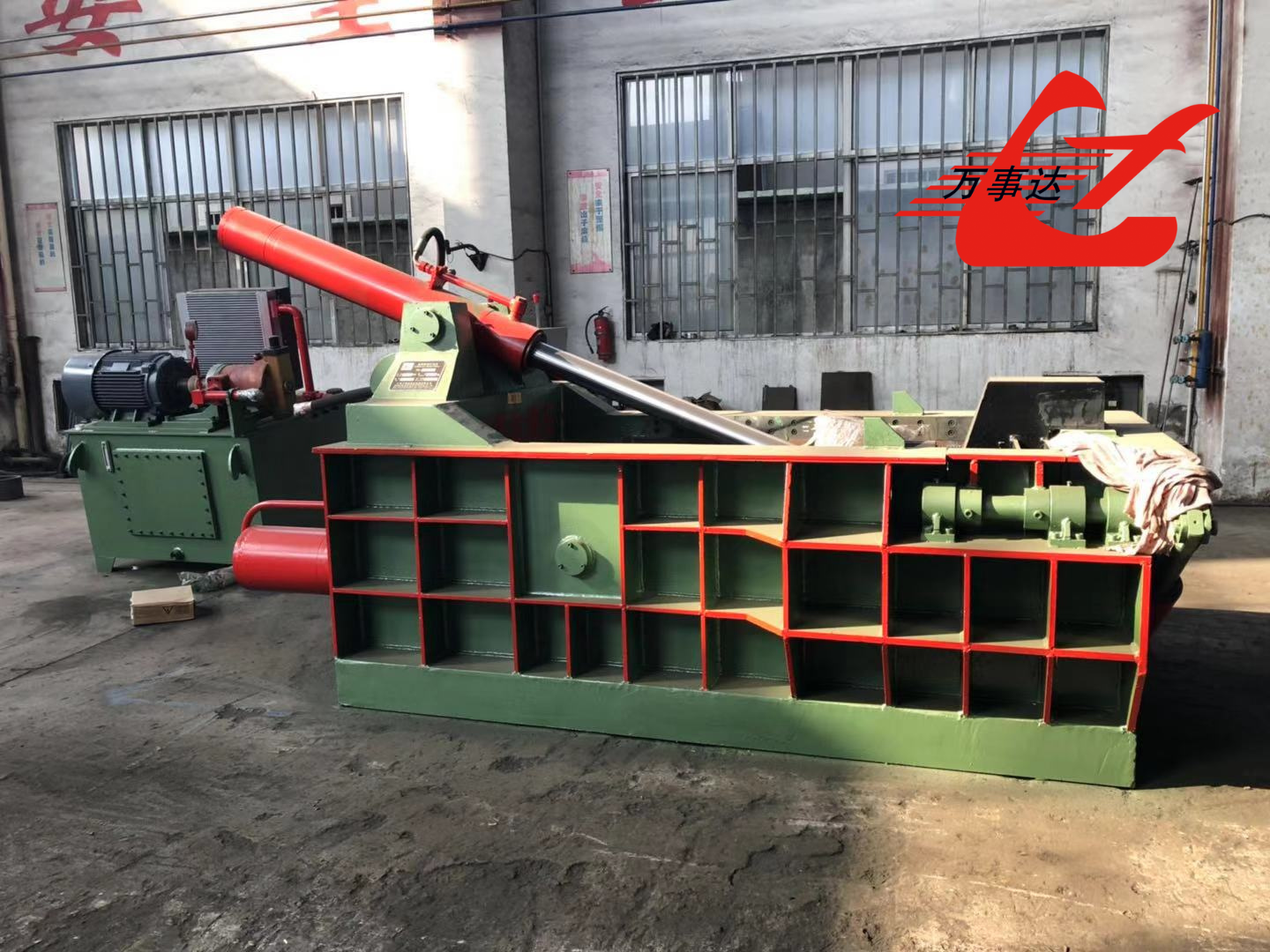 Customized Scrap Metal Baler Machine Perfect Solution For Steel Recycling
